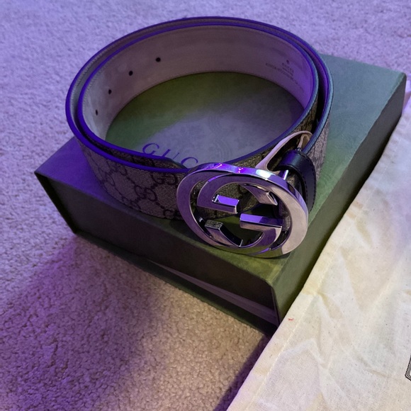 Gucci belt